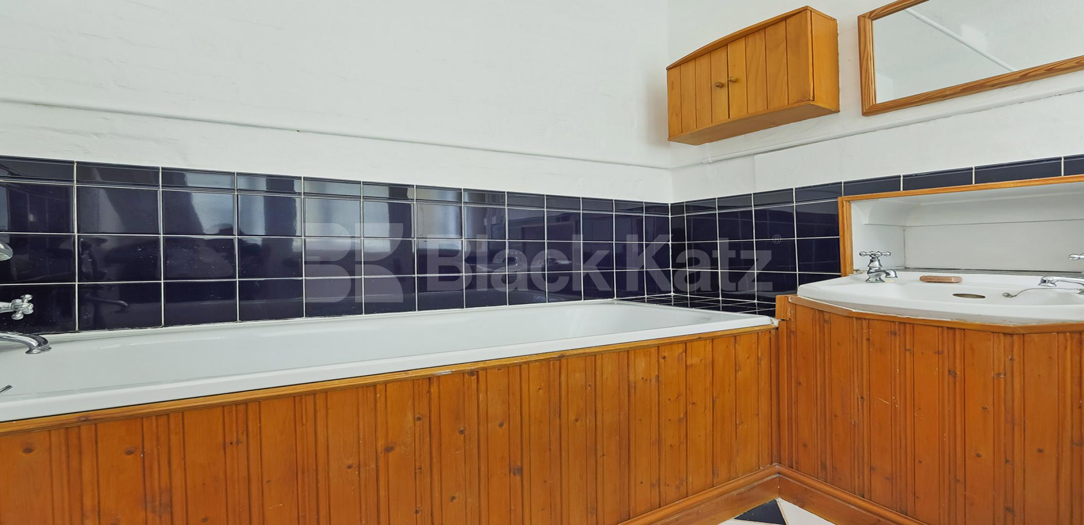 			NEW INSTRUCTION  , 1 Bedroom, 1 bath, 1 reception Apartment			 Iliffe Street , Kennington